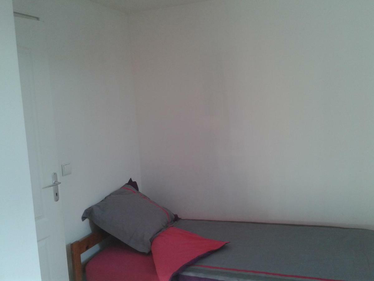 Le Bon Air Est Dans Le Pre Apartment Champagnac  ภายนอก รูปภาพ